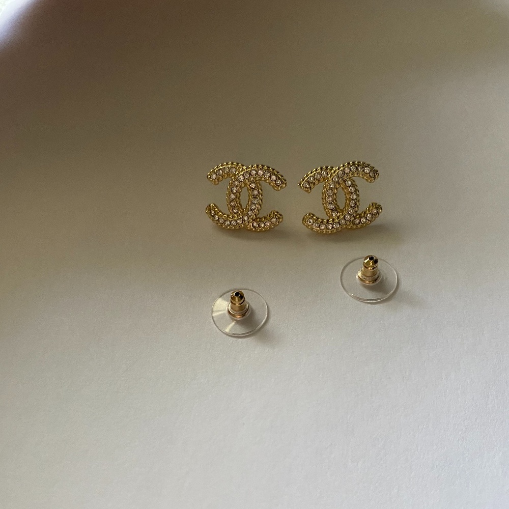 CHANEL Authentic gold tone earrings